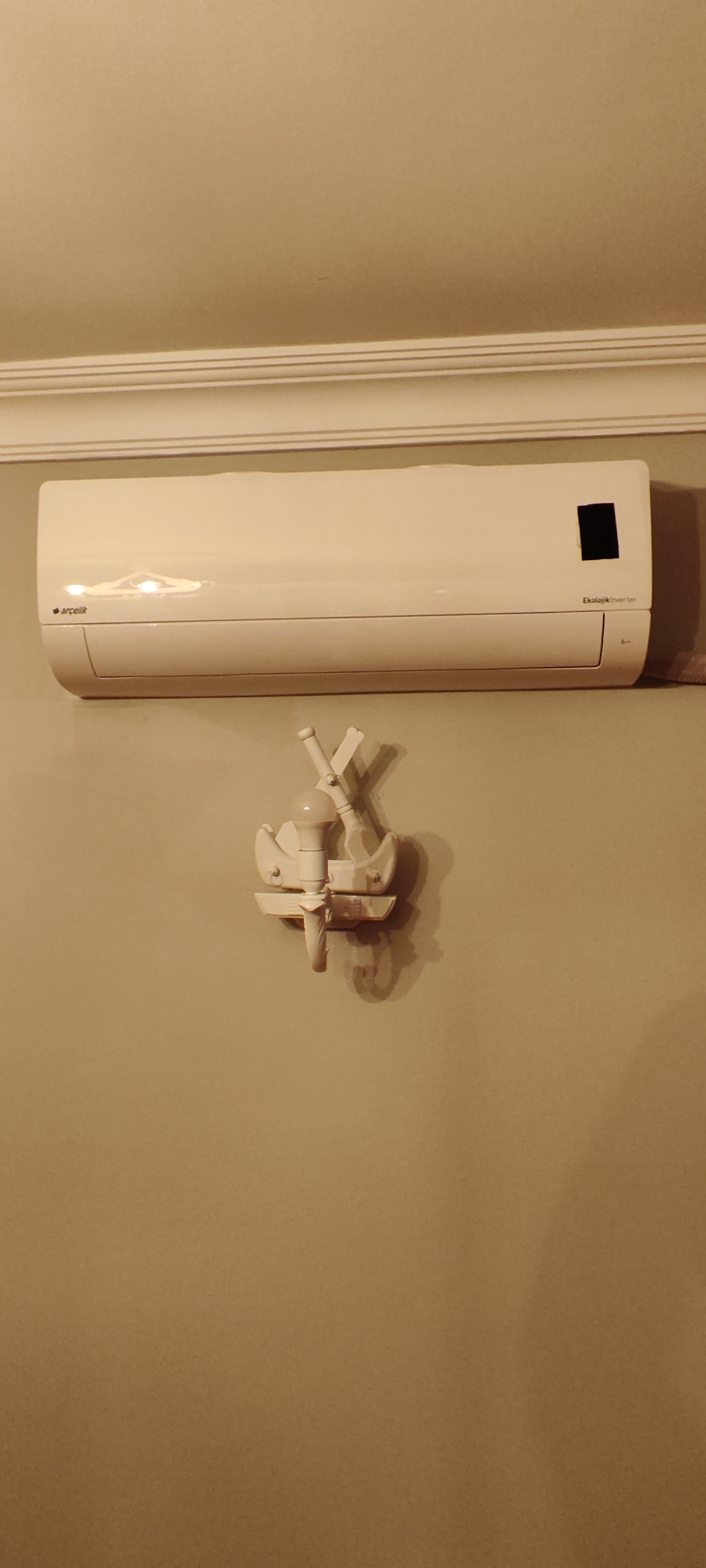 09325 A Ekolojik Inverter Klima 9.000 Btu/h Split Klima