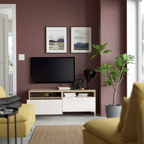 BESTÅ tv sehpası, ağartılmış meşe görünümlü-parlak cila-beyaz, 120x42x48 cm, SELSVIKEN, çıt çıt raylı